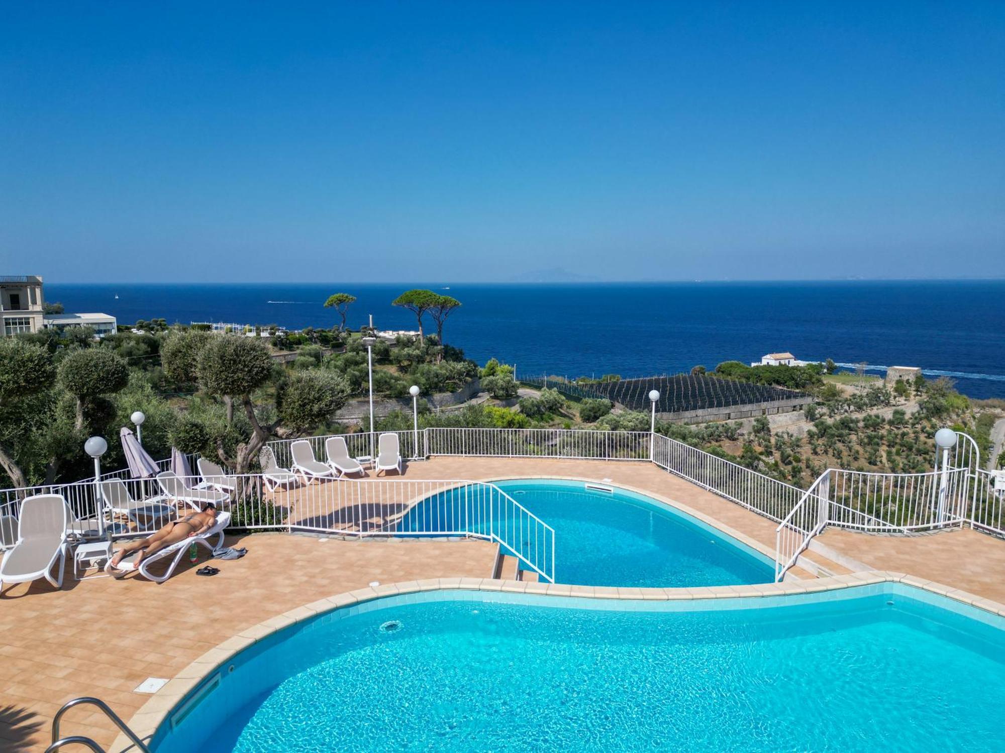 Hotel Villa Lubrense Sorrento Massa Lubrense Exterior photo